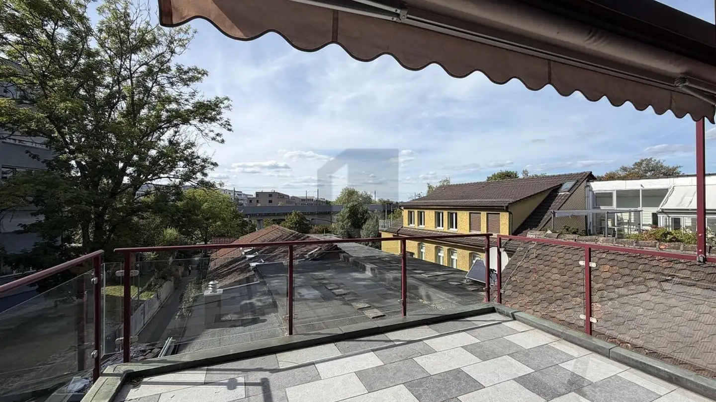 Dachgeschosswohnung mieten - 8152 Glattbrugg - Foto 3