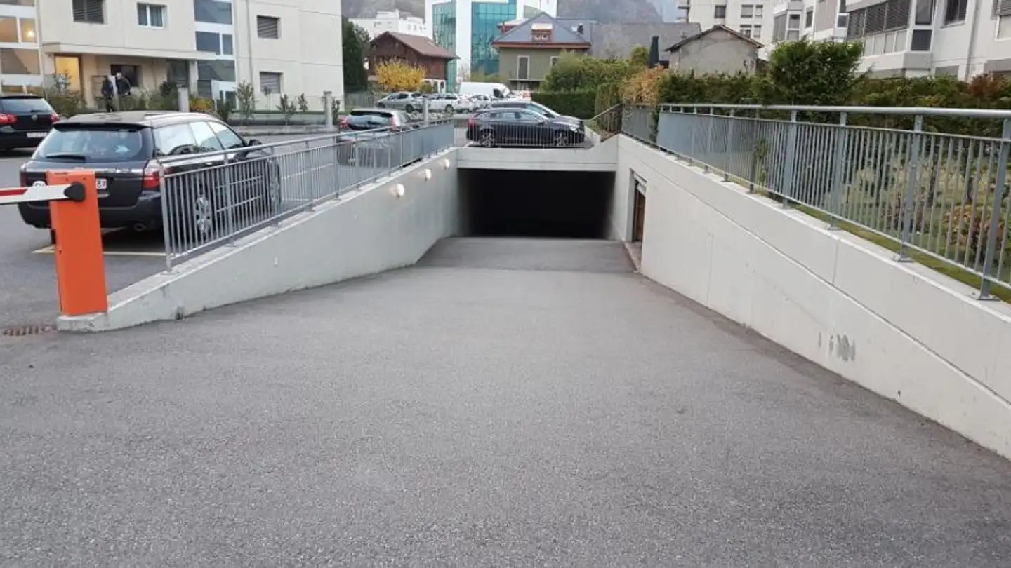 Underground parking space for rent - Rue de la Maladière 9C, 1920 Martigny