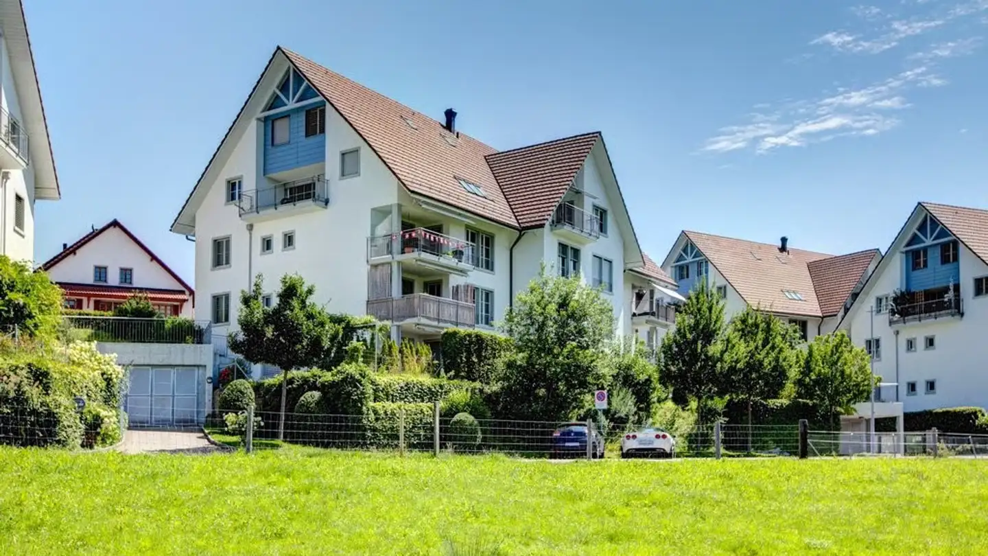 Tiefgaragenstellplatz mieten - Ettenbergstrasse 11, 8907 Wettswil