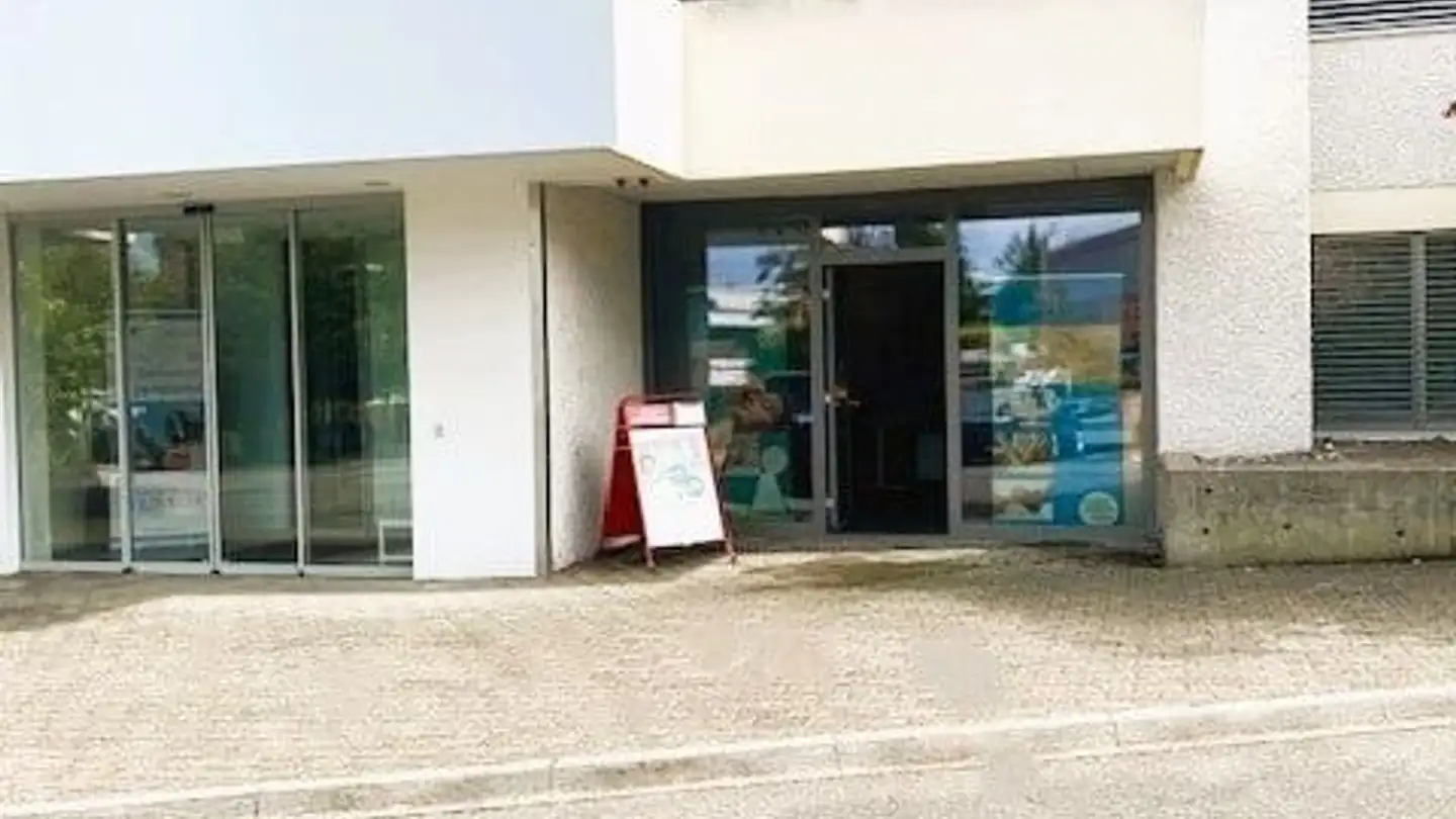 Geschäft mieten - Bahnhofstrasse 50, 8305 Dietlikon