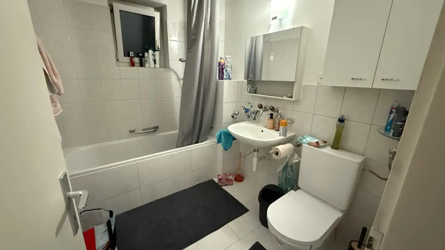 Appartement à louer - Hardstrasse 1, 8212 Neuhausen am Rheinfall