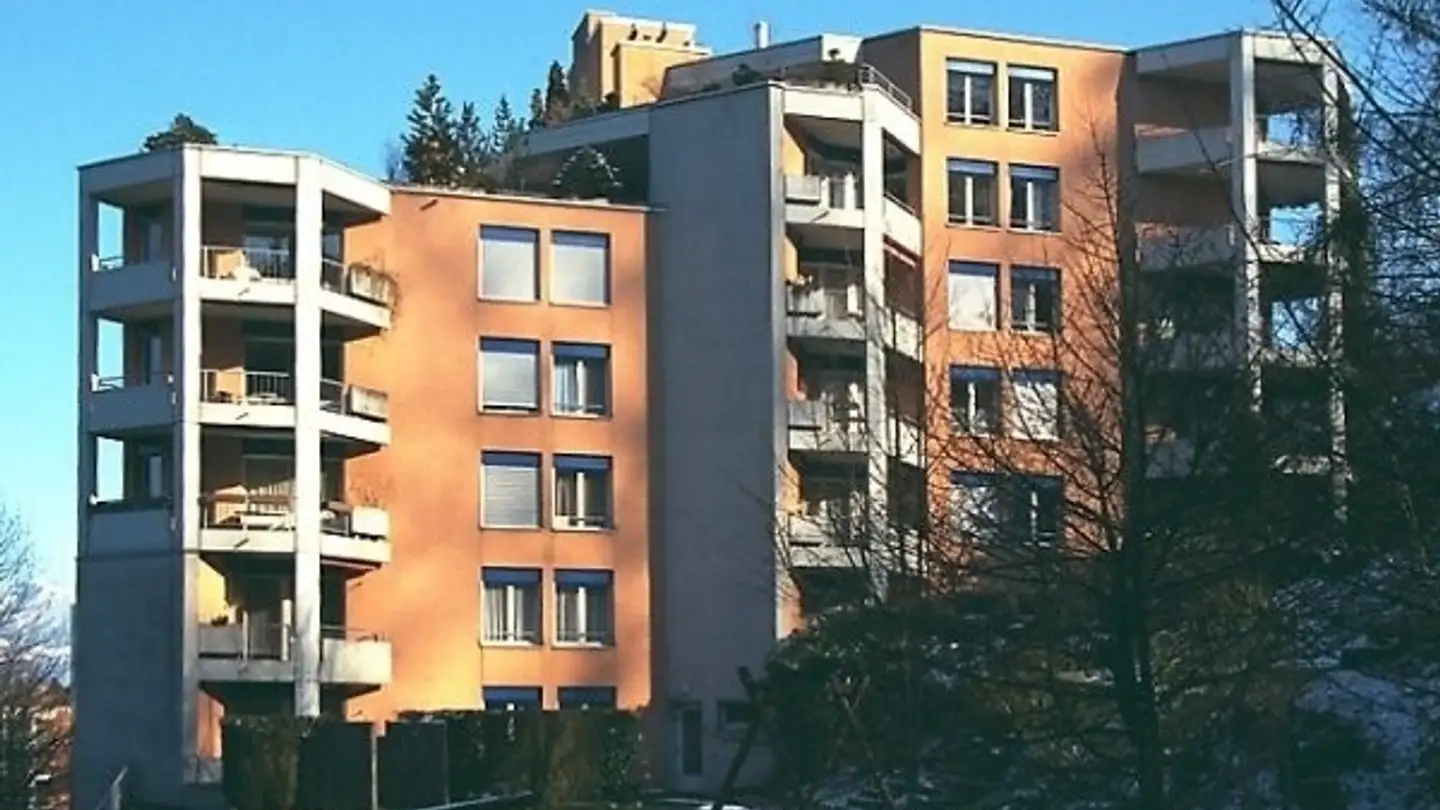 Tiefgaragenstellplatz mieten - Obergütschrain 7, 6003 Luzern