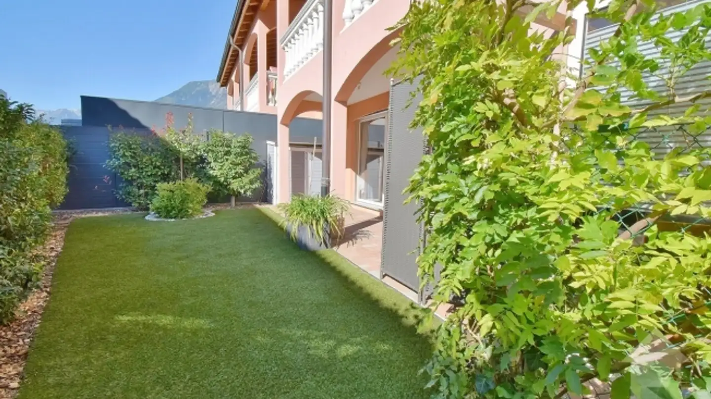 Apartment for sale - 1907 Saxon