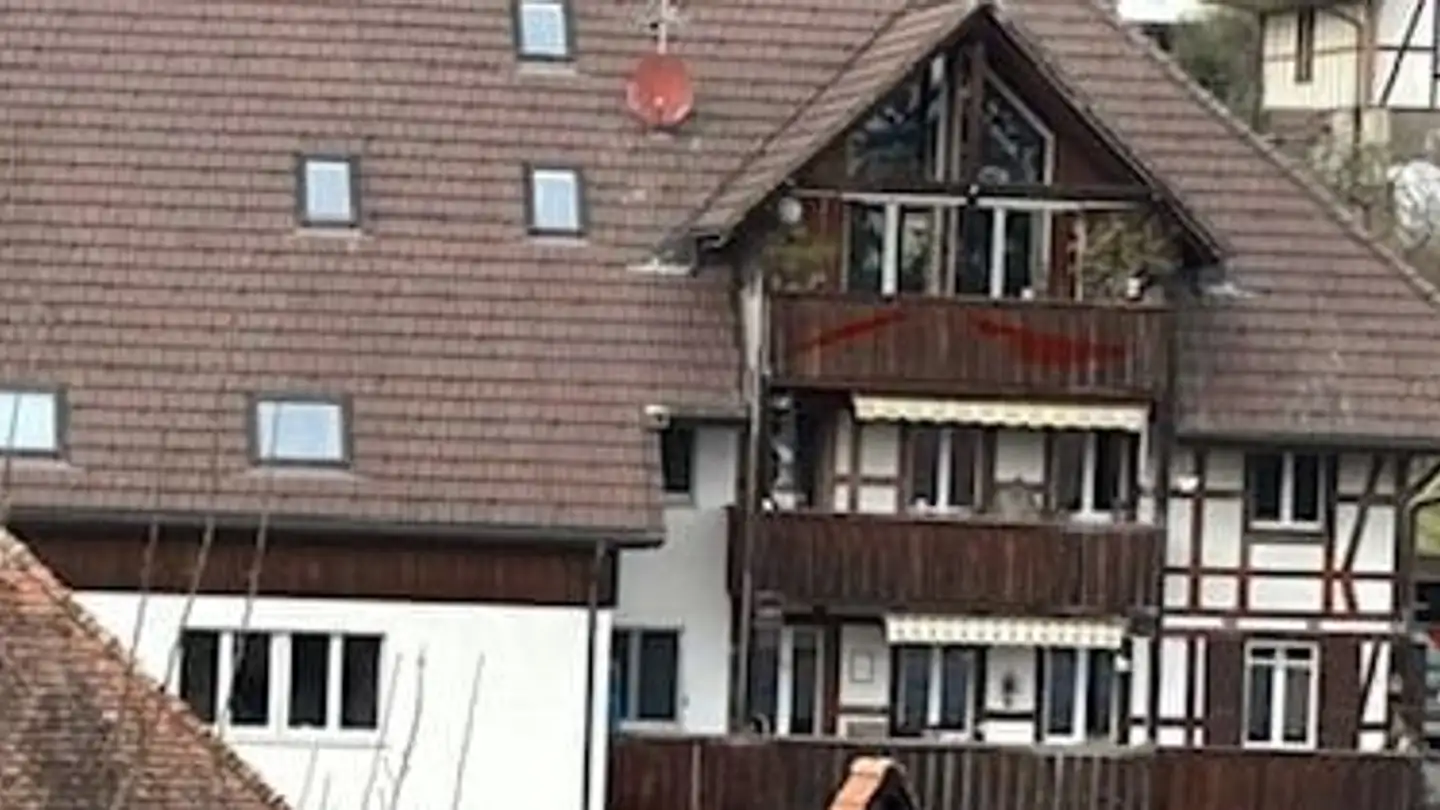 Appartamento in affitto - Hinterdorf 12, 2565 Jens