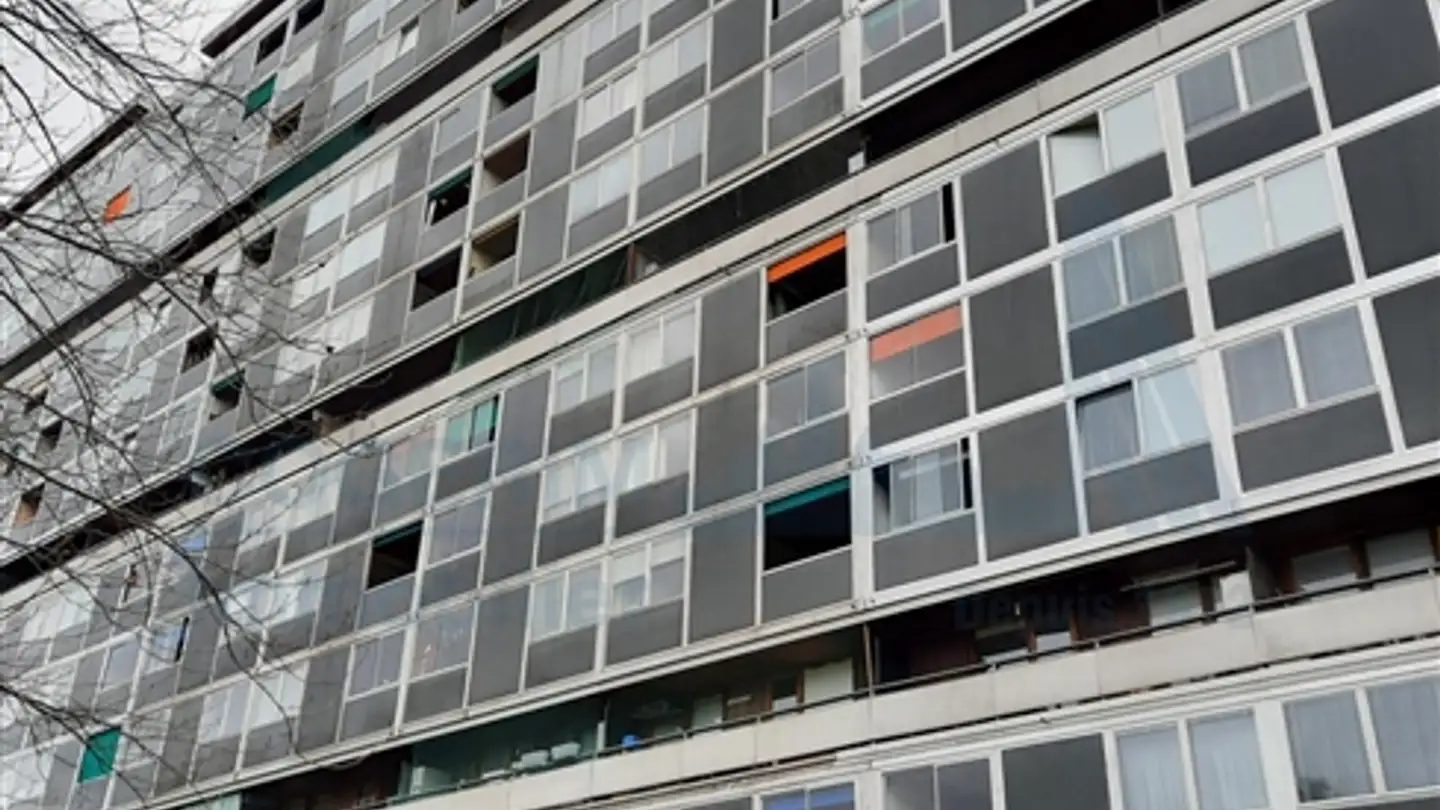 Parcheggio esterno in affitto - Avenue Du Lignon 26, 1219 Le Lignon