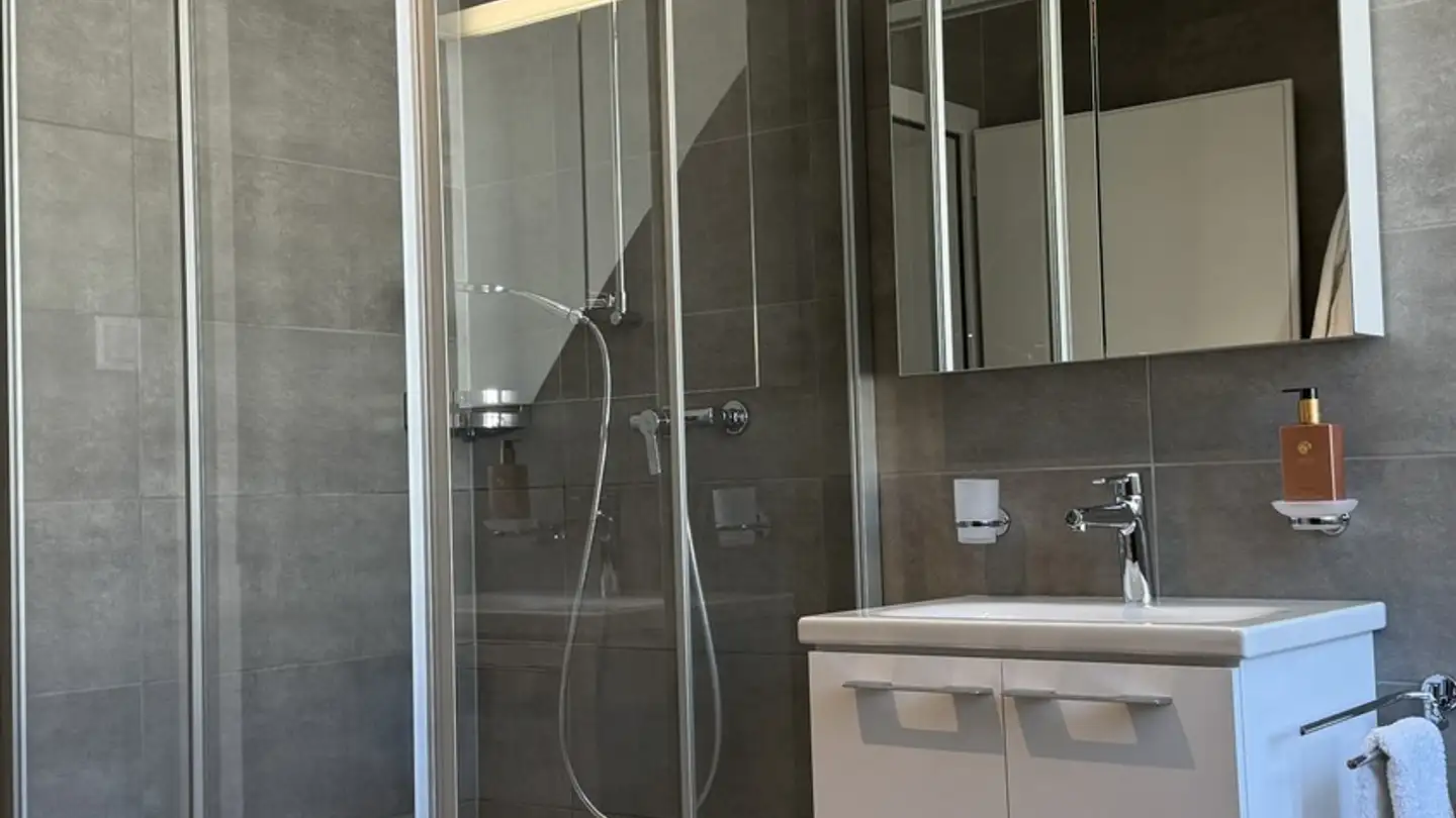 Apartment for rent - 2000 Neuchâtel - Photo 3