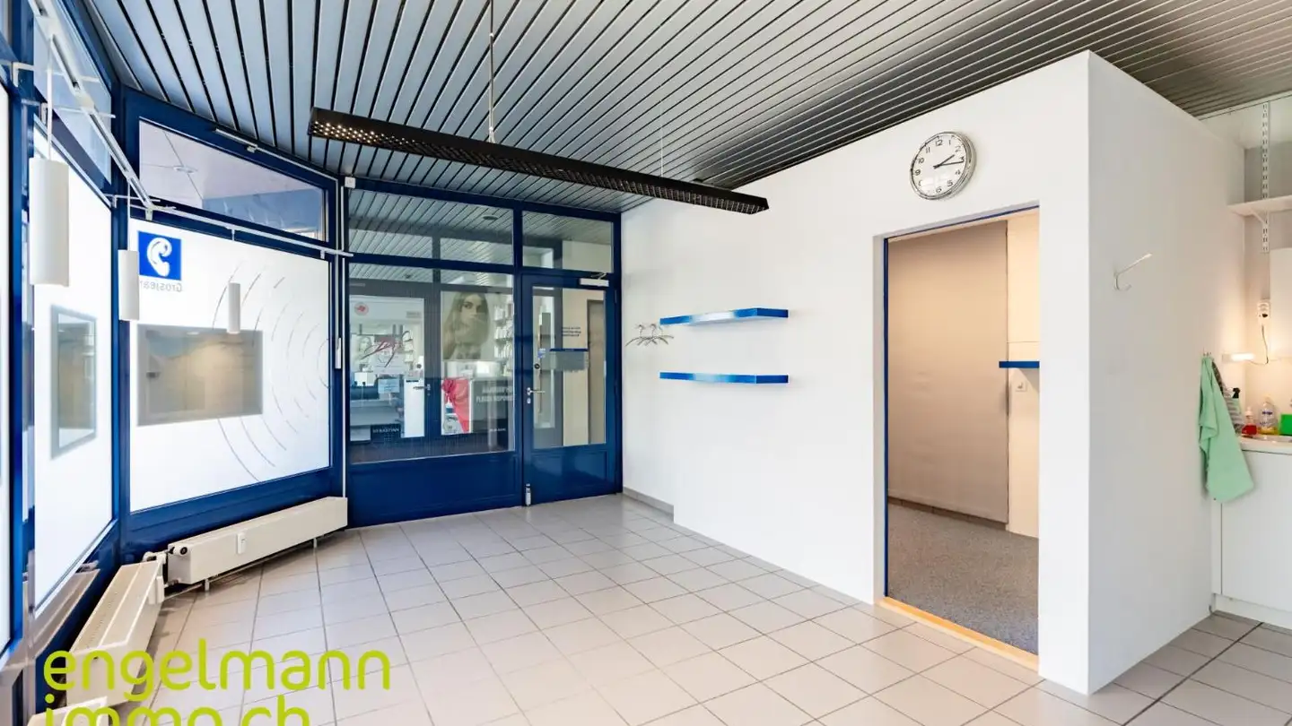 Gewerbe mieten - Rue Centrale 1, 2740 Moutier - Foto 2