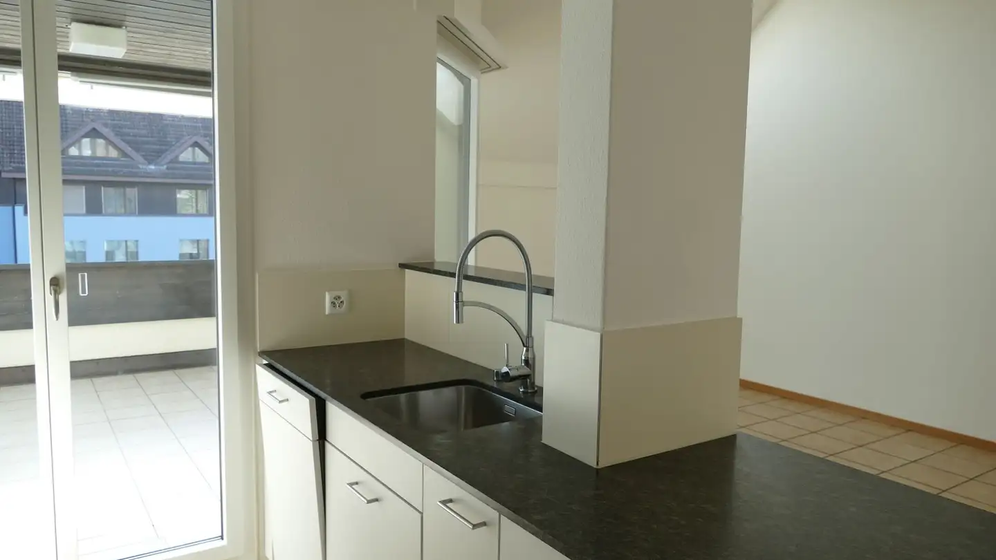 Dachgeschosswohnung mieten - Breitgartenstrasse, 4226 Breitenbach - Foto 2