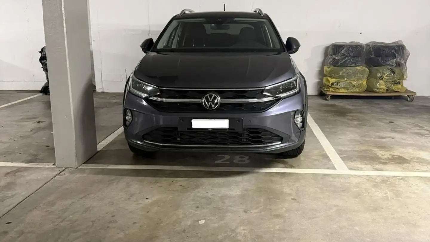 Place de parking extérieure à louer - Brunnmattstrasse 18b, 6010 Kriens