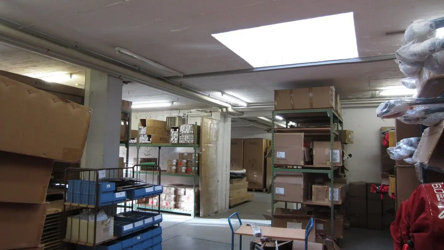 Storage space for rent - Ruessenstrasse 16, 6340 Baar - Photo 4