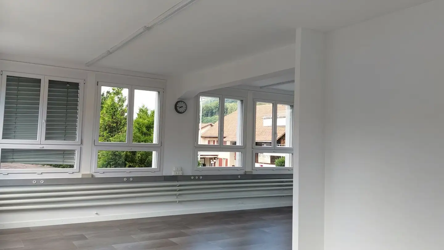 Commerciale in affitto - Bürenstrasse 10, 2543 Lengnau BE - Photo 3