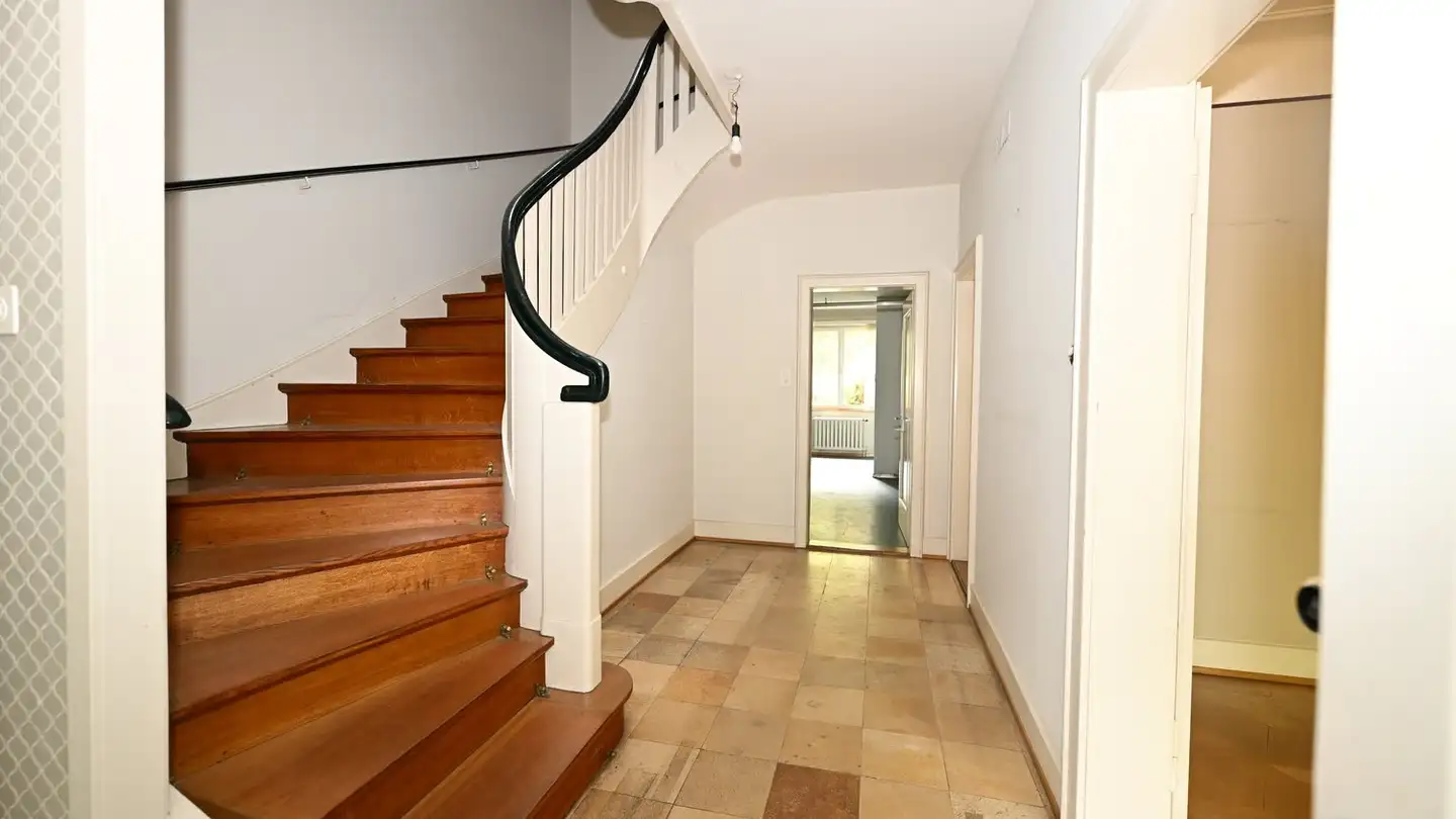 Row house for rent - Benkenstrasse 4, 4054 Basel