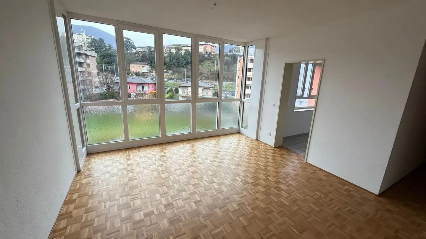 Wohnung mieten - 6830 Chiasso - Foto 4