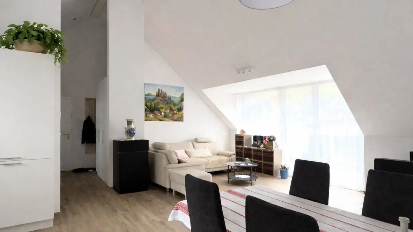 Attic flat for rent - Kohlenweg 42, 5303 Würenlingen - Photo 2