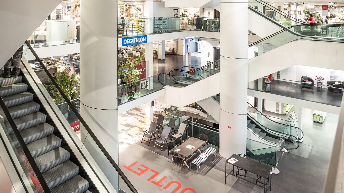 Centre commercial à louer - Bernstrasse Ost 49, 5034 Suhr - Photo 3