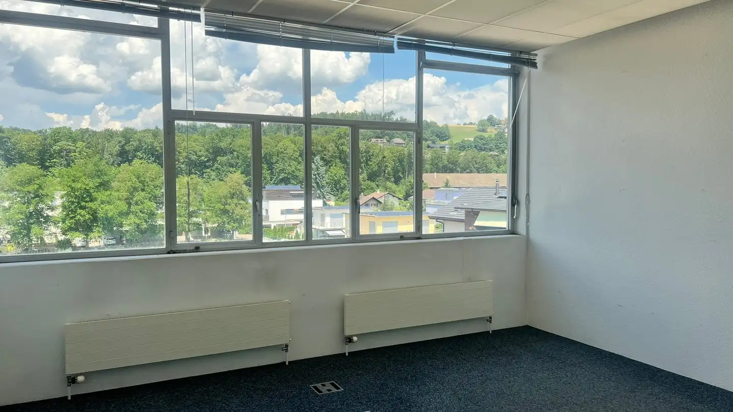 Bürofläche mieten - Bernstrasse 41, 3175 Flamatt
