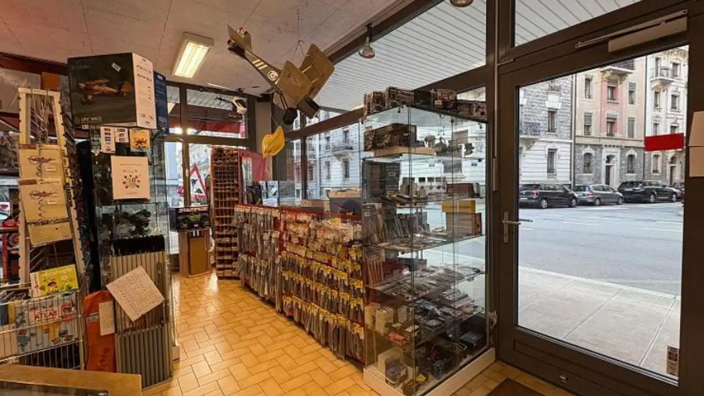 Commercial for sale - 1207 Genève - Photo 2