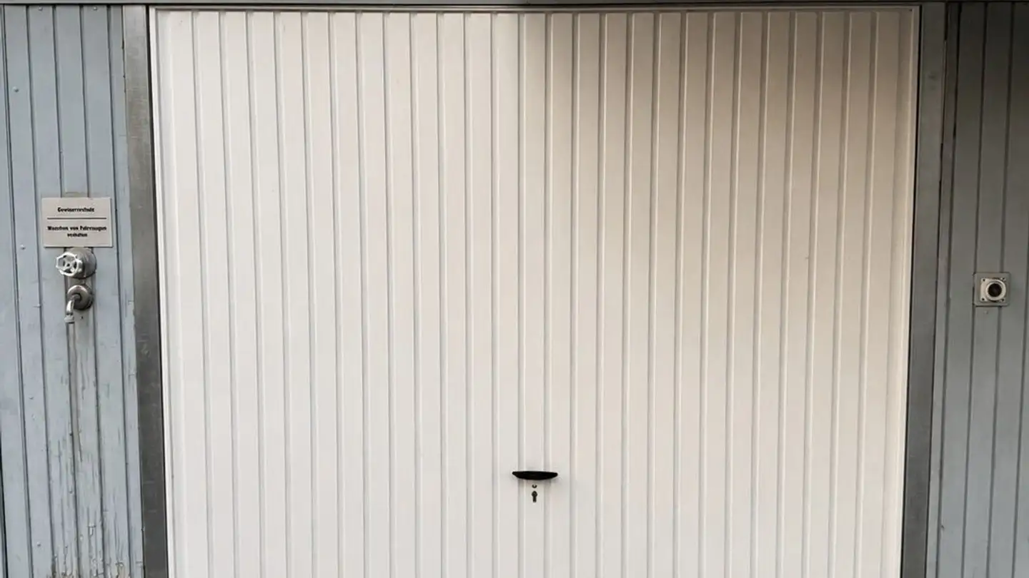 Garage singolo in affitto - Im Ibach 3, 8712 Stäfa