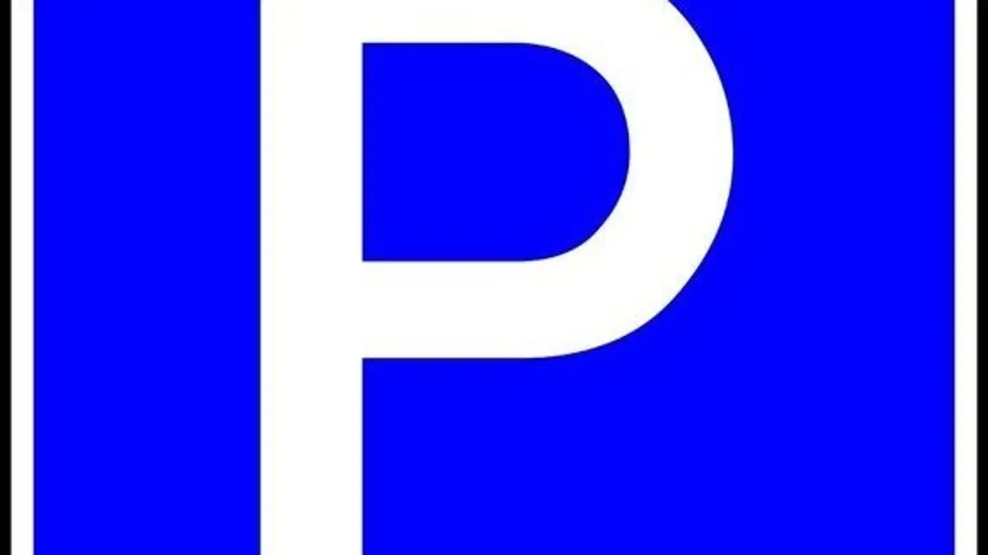 Place de parking extérieure à louer - Brauerstrasse 114, 8004 Zürich