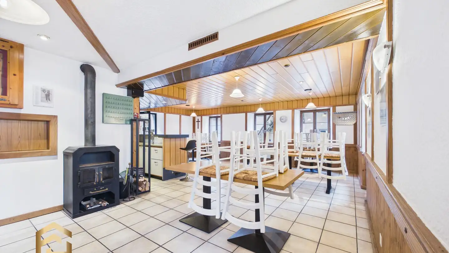 Restaurant for sale - 3943 Eischoll