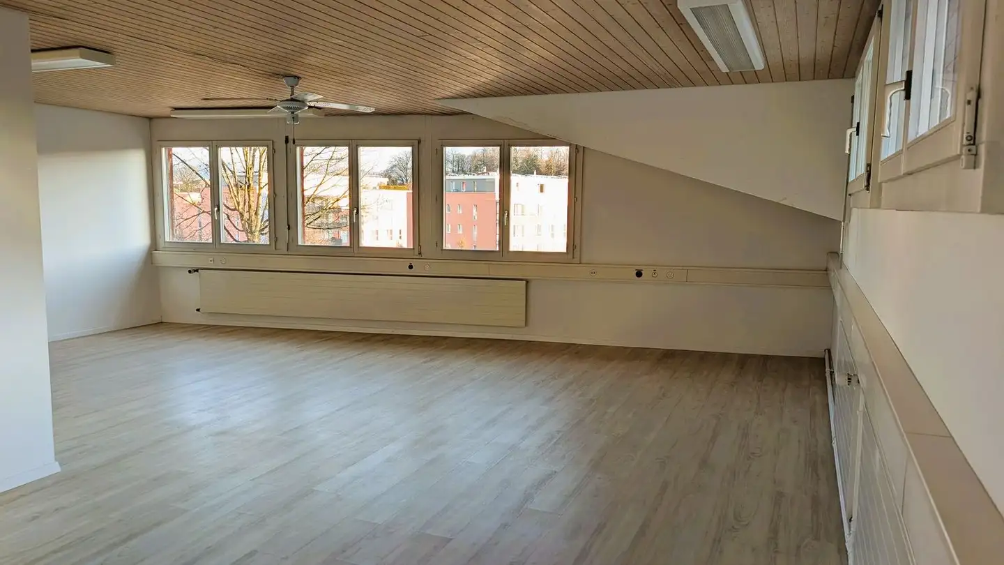 Spazio ufficio in affitto - Rothenburgstrasse 26, 6274 Eschenbach LU