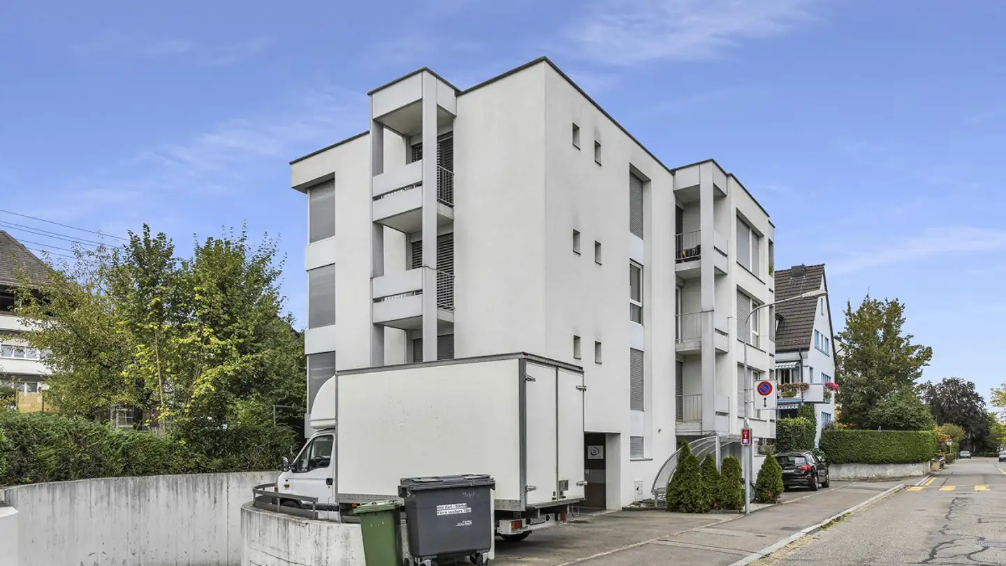 Parcheggio esterno in affitto - Mattackerstrasse 11, 8052 Zürich - Foto 2