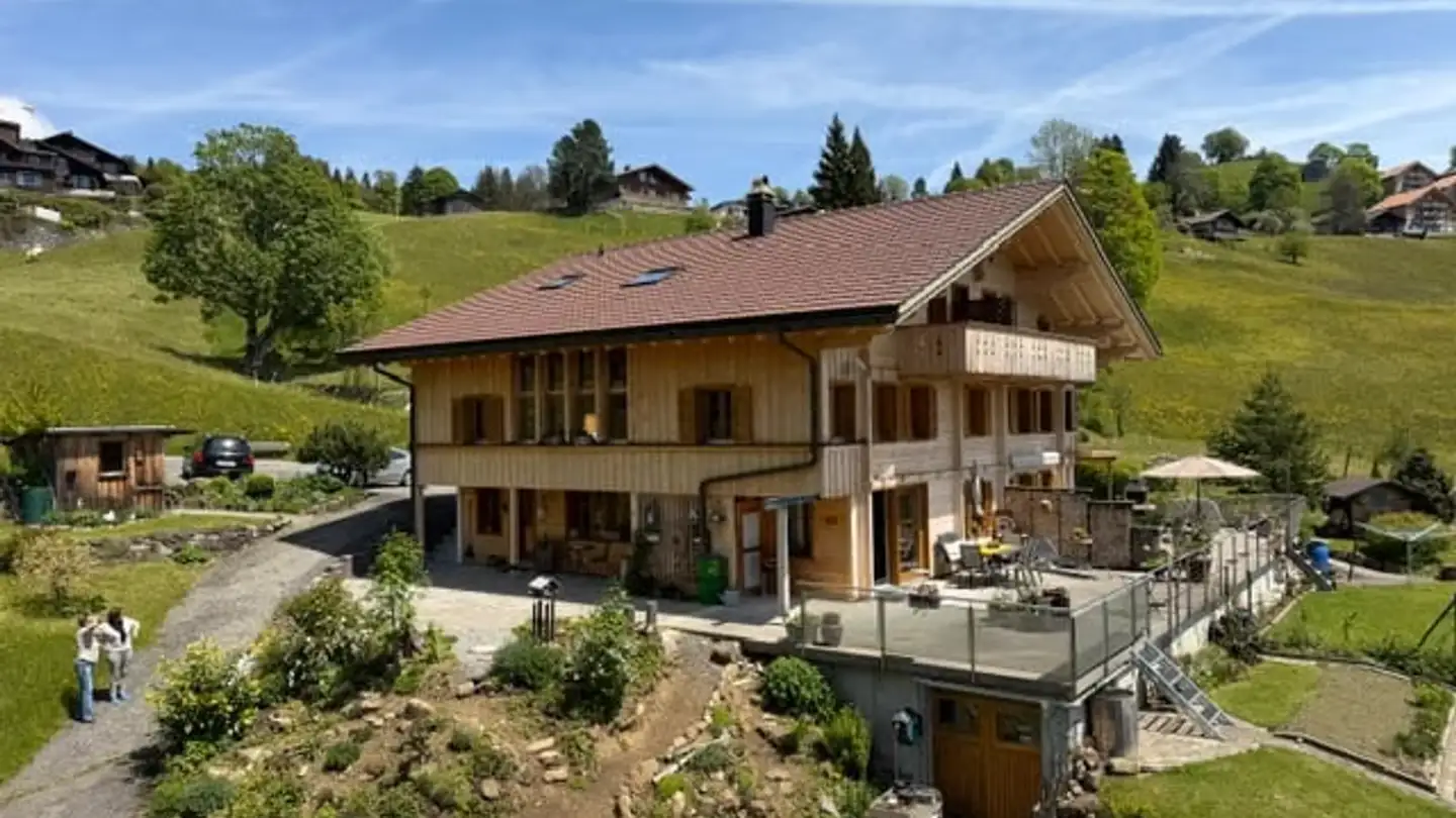 Doppelhaushälfte kaufen - Beatenbergstrasse 121, 3803 Beatenberg