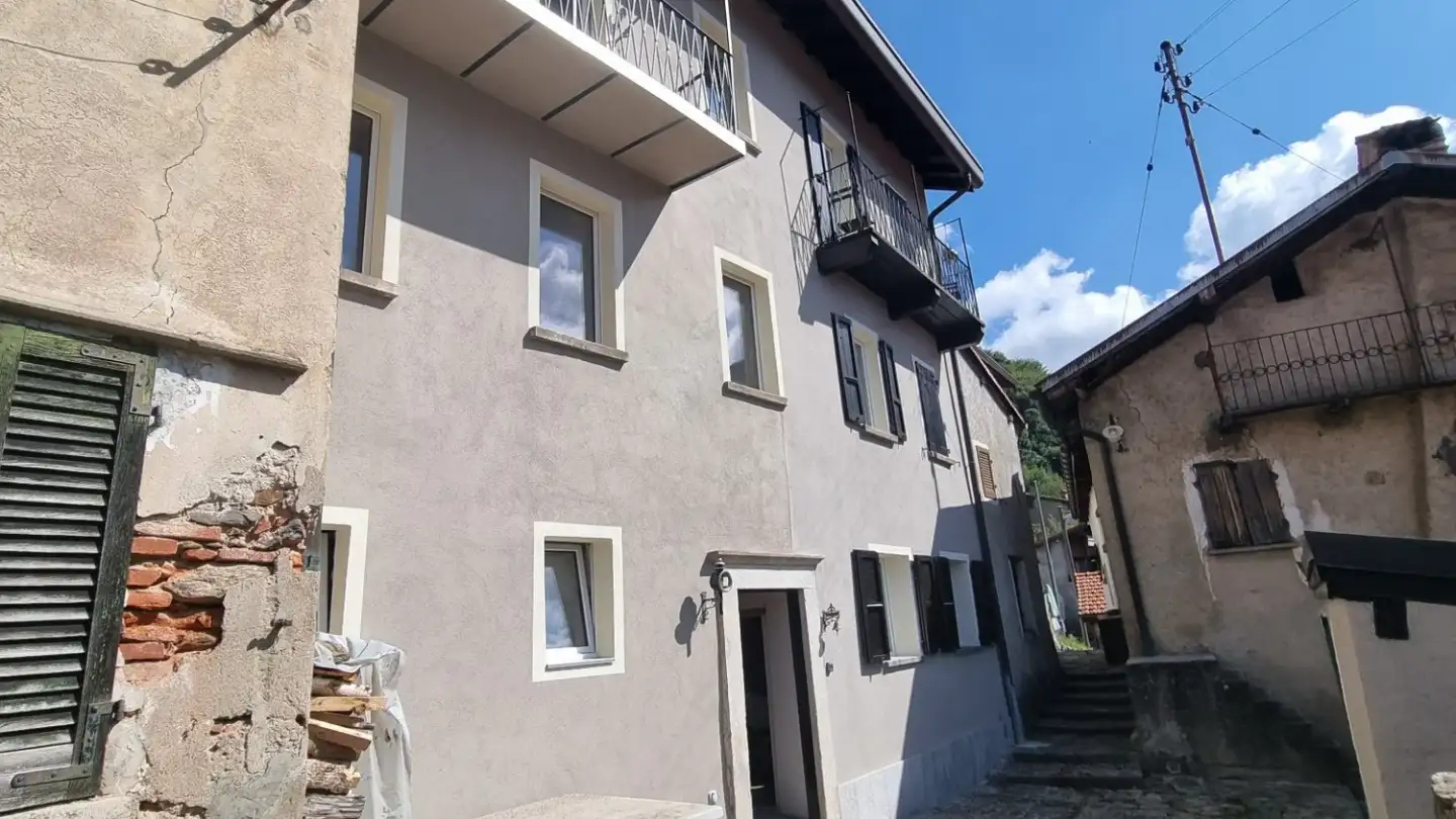 Maison individuelle à louer - Certara, 6959 Certara