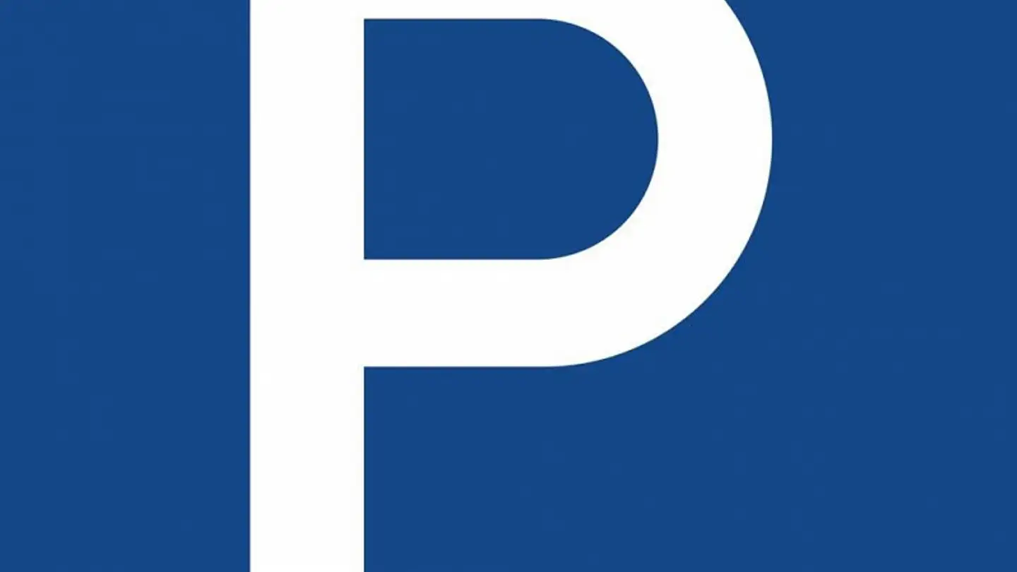 Place de parking souterraine à louer - Bernstrasse 25d, 3175 Flamatt