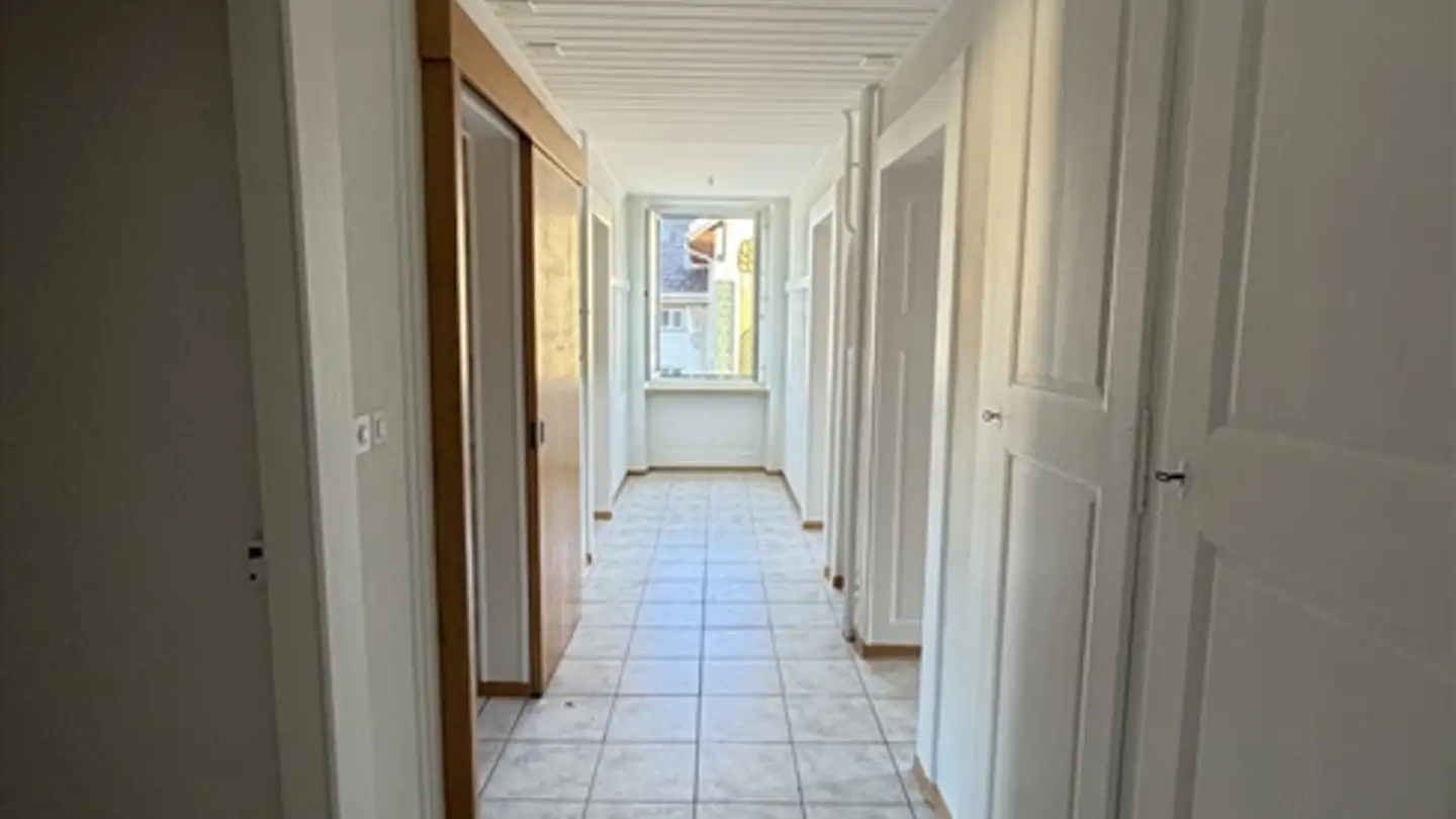 Apartment for rent - Rue Jean-D'aarberg 8, 2400 Le Locle - Photo 4