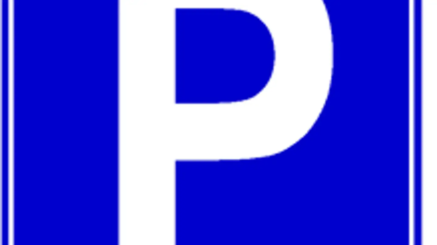 Place de parking extérieure à louer - Via Rompada 18, 6987 Caslano