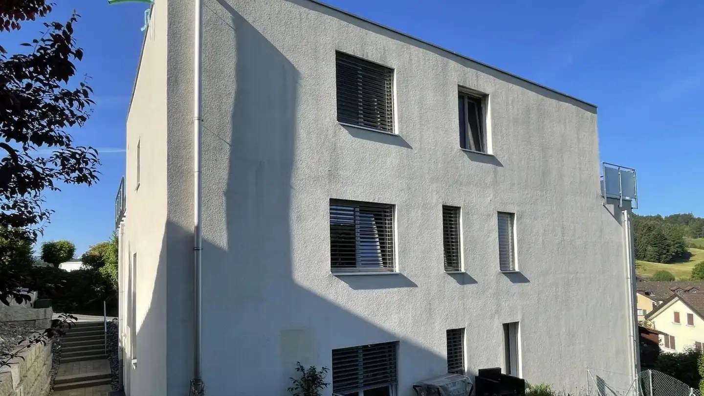 Mehrfamilienhaus kaufen - Altweid 3, 8637 Laupen ZH - Foto 2