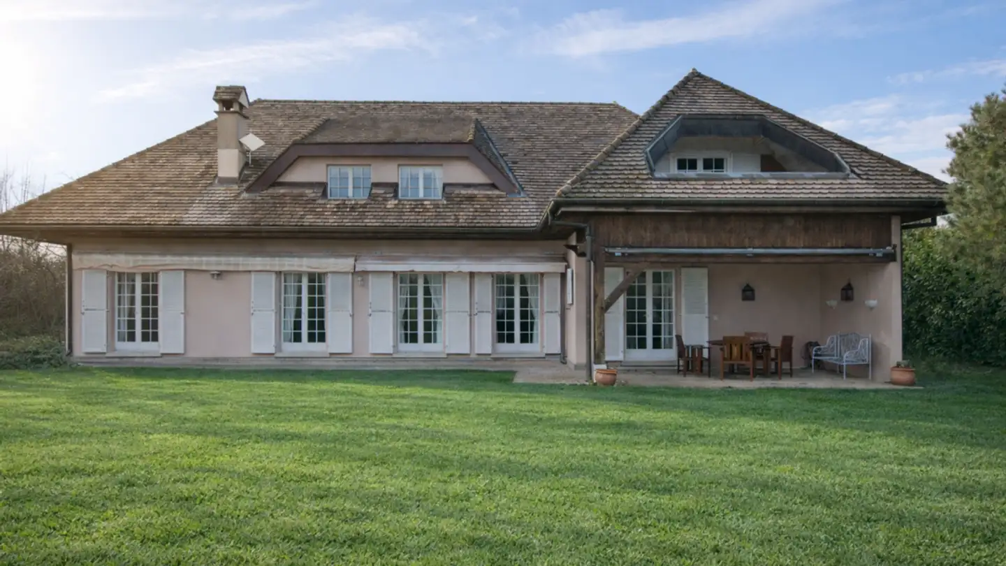 Villa in vendita - 1295 Tannay