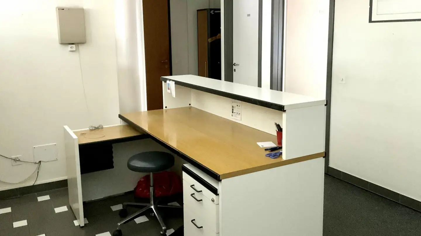 Bureau à louer - 6760 Faido - Photo 4