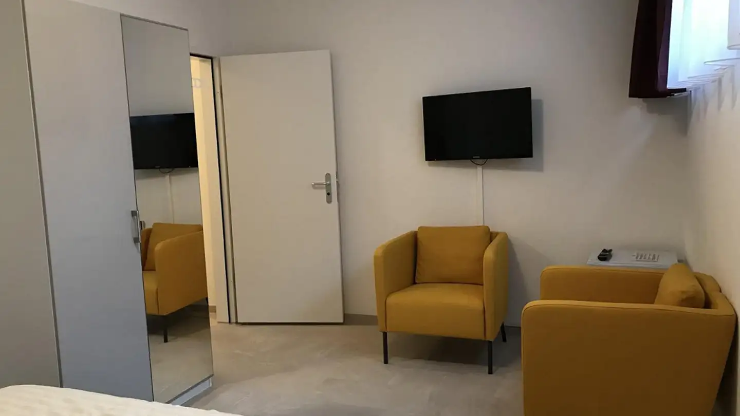 Furnished apartment for rent - Schulstrasse 26a, 8330 Pfäffikon ZH - Photo 3