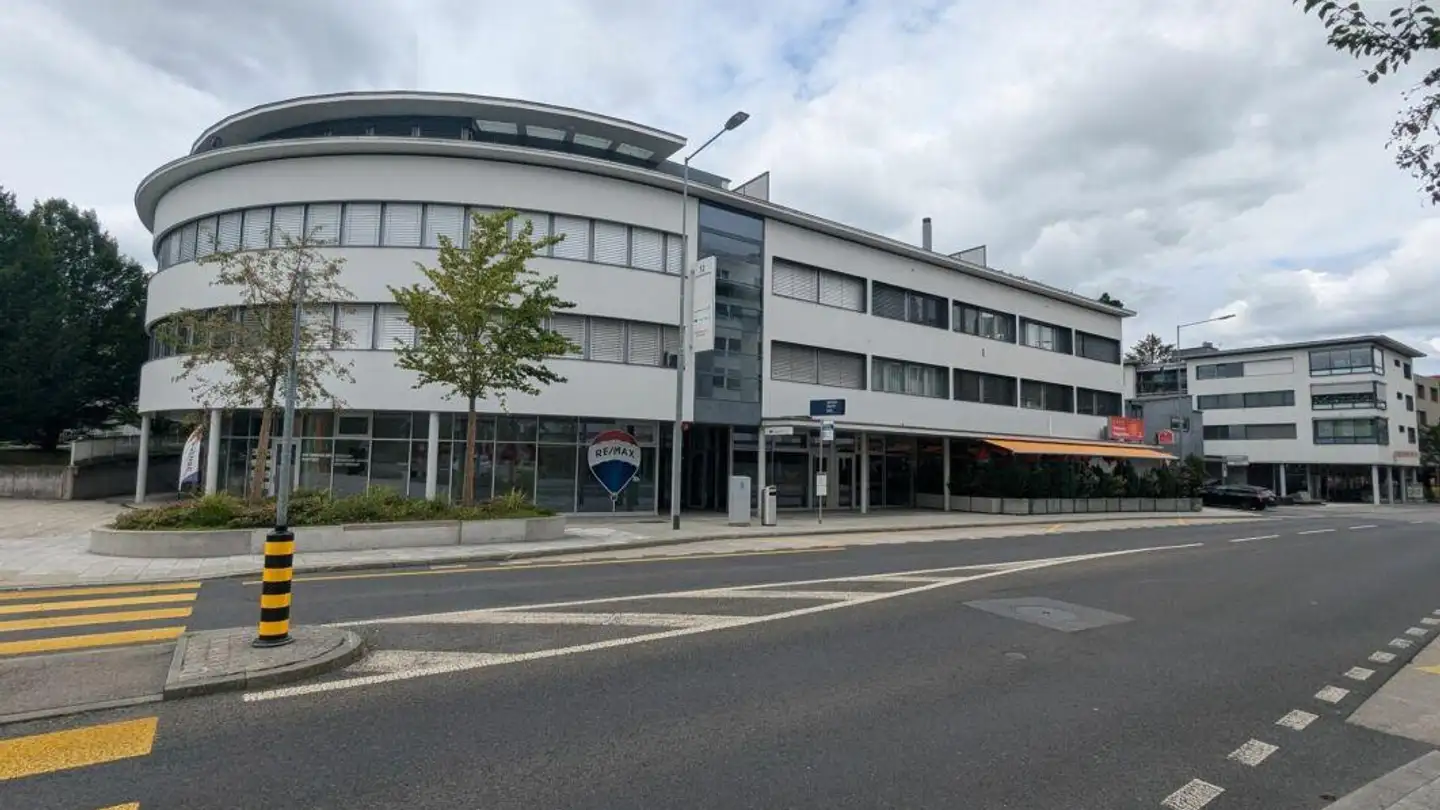 Shop for sale - Luzernerstrasse, 6343 Rotkreuz