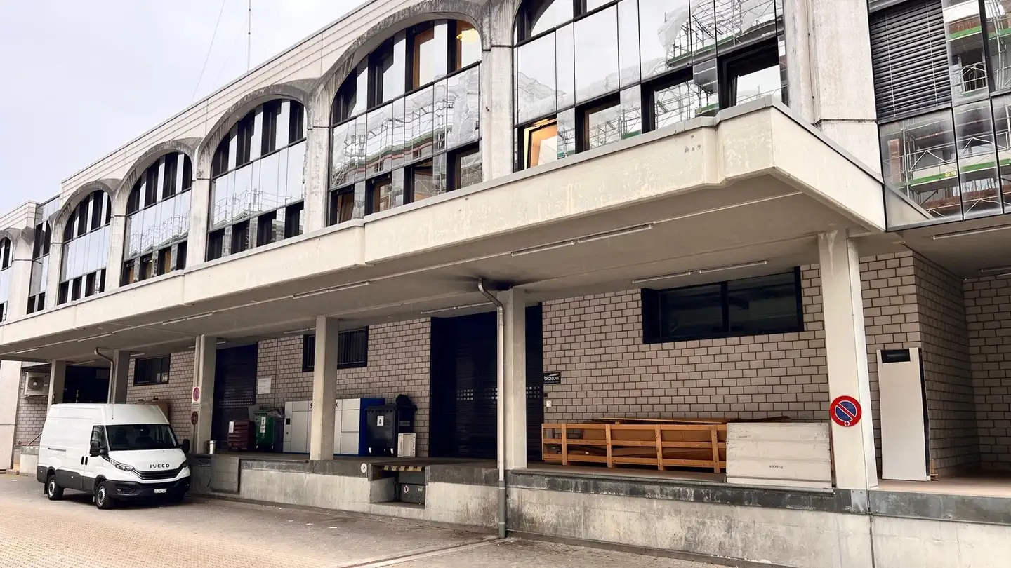 Commercial à louer - Route Du Bois-Genoud 1, 1023 Crissier