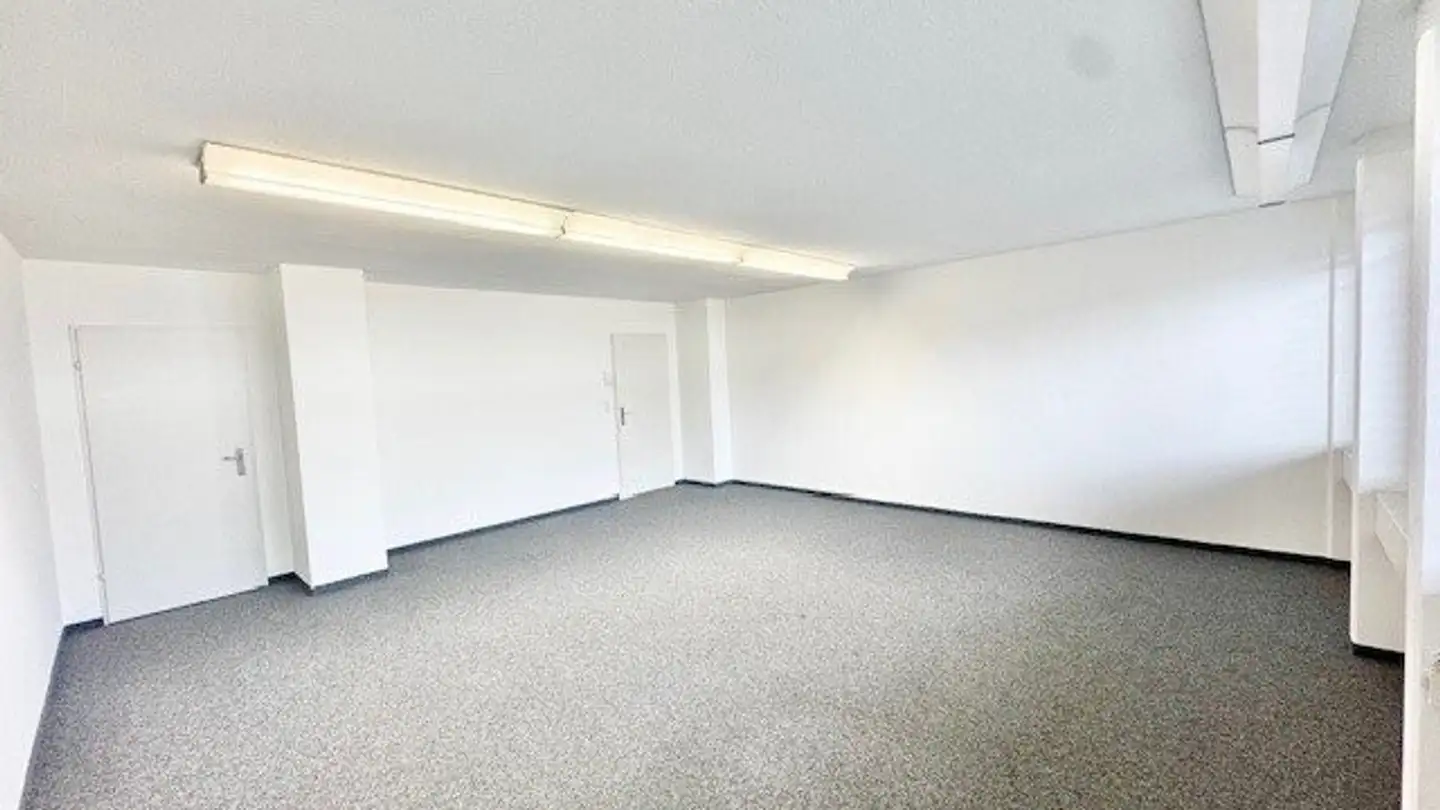 Bürofläche mieten - Rheinfelderstrasse 12, 4127 Birsfelden - Foto 3