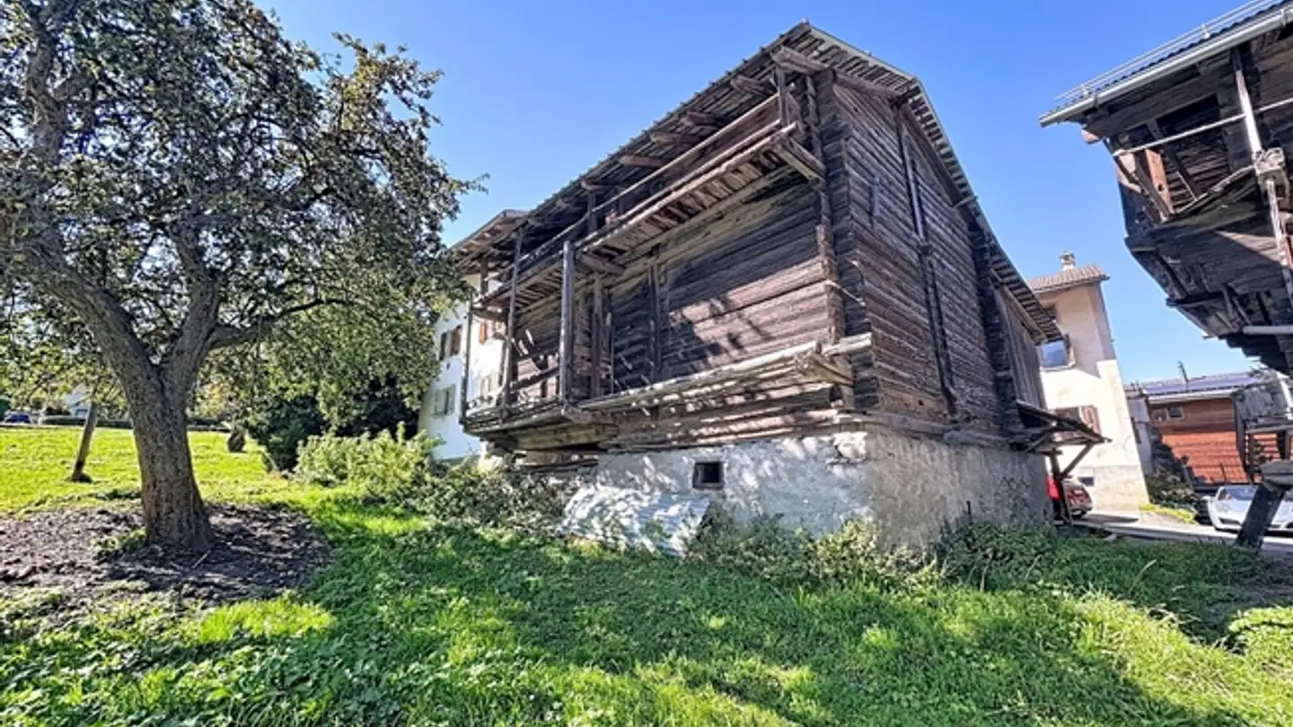 Bureau à vendre - 1947 Versegères