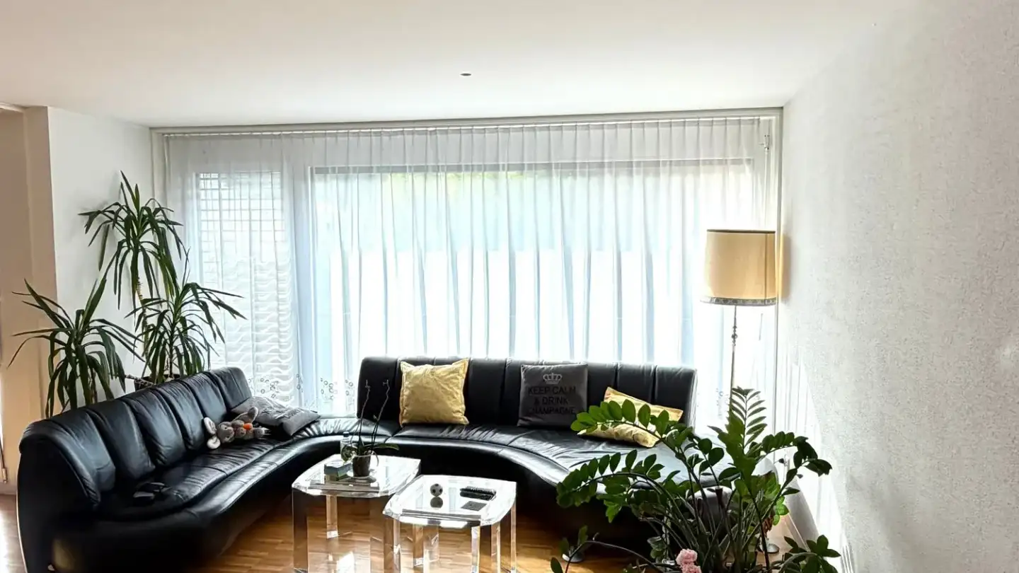 Wohnung mieten - Unterdorfwäg 20, 8117 Fällanden - Foto 2