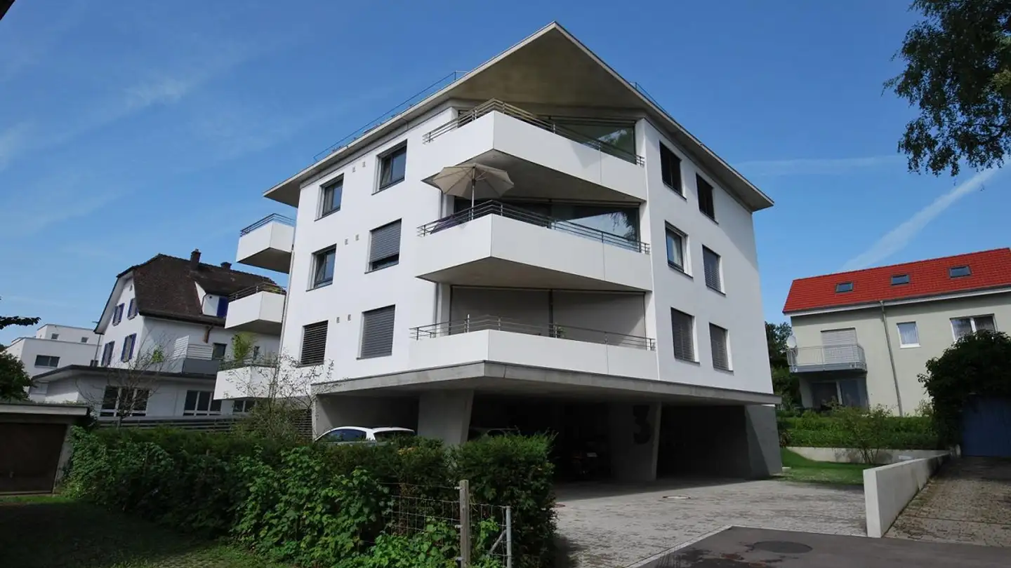 Attique à louer - Mattackerstrasse 3, 8052 Zürich