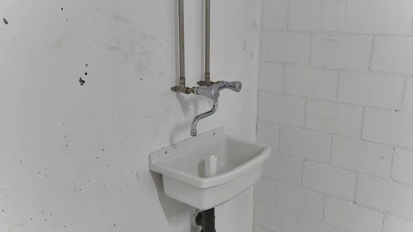 Workshop for rent - Bahnhofstrasse 41, 7302 Landquart - Photo 3