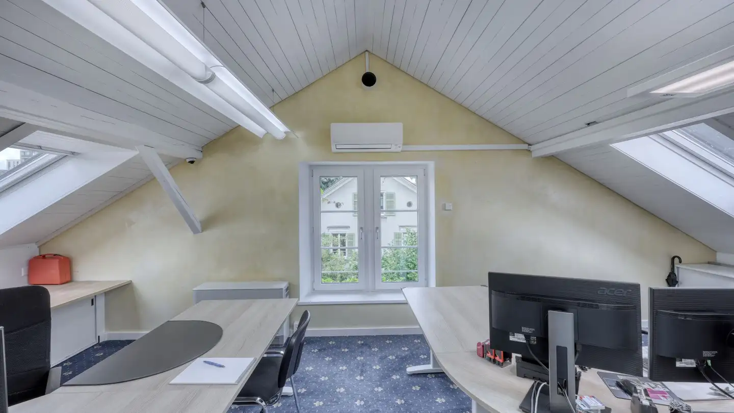 Office space for rent - Bahnstrasse, 8610 Uster - Photo 2