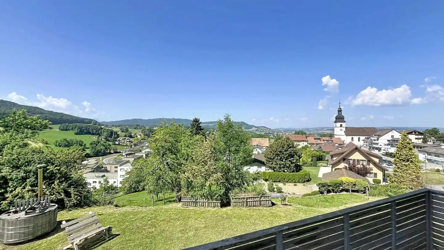 Apartment for sale - 1617 Remaufens