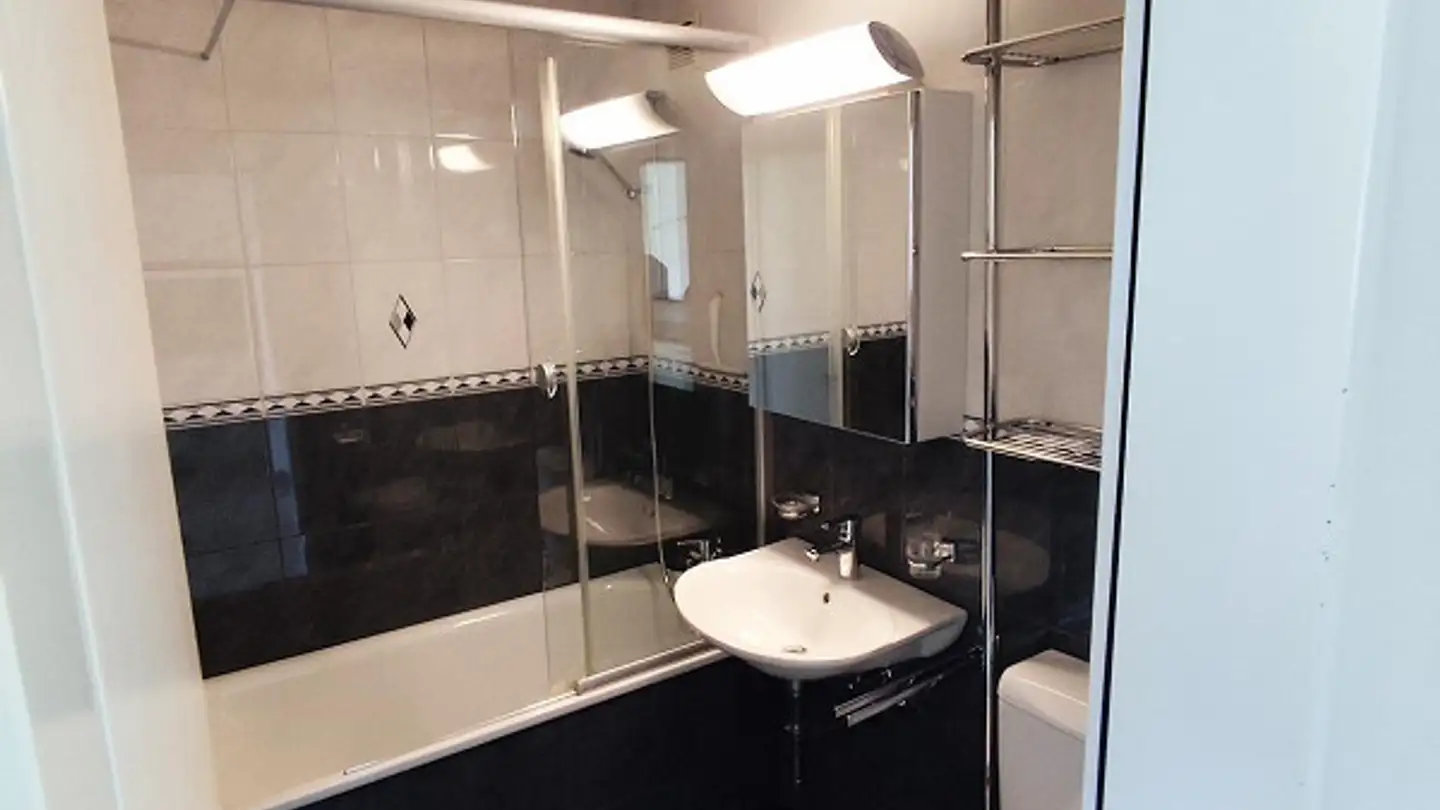 Wohnung mieten - Vorderacherstrasse 10, 6353 Weggis - Foto 3