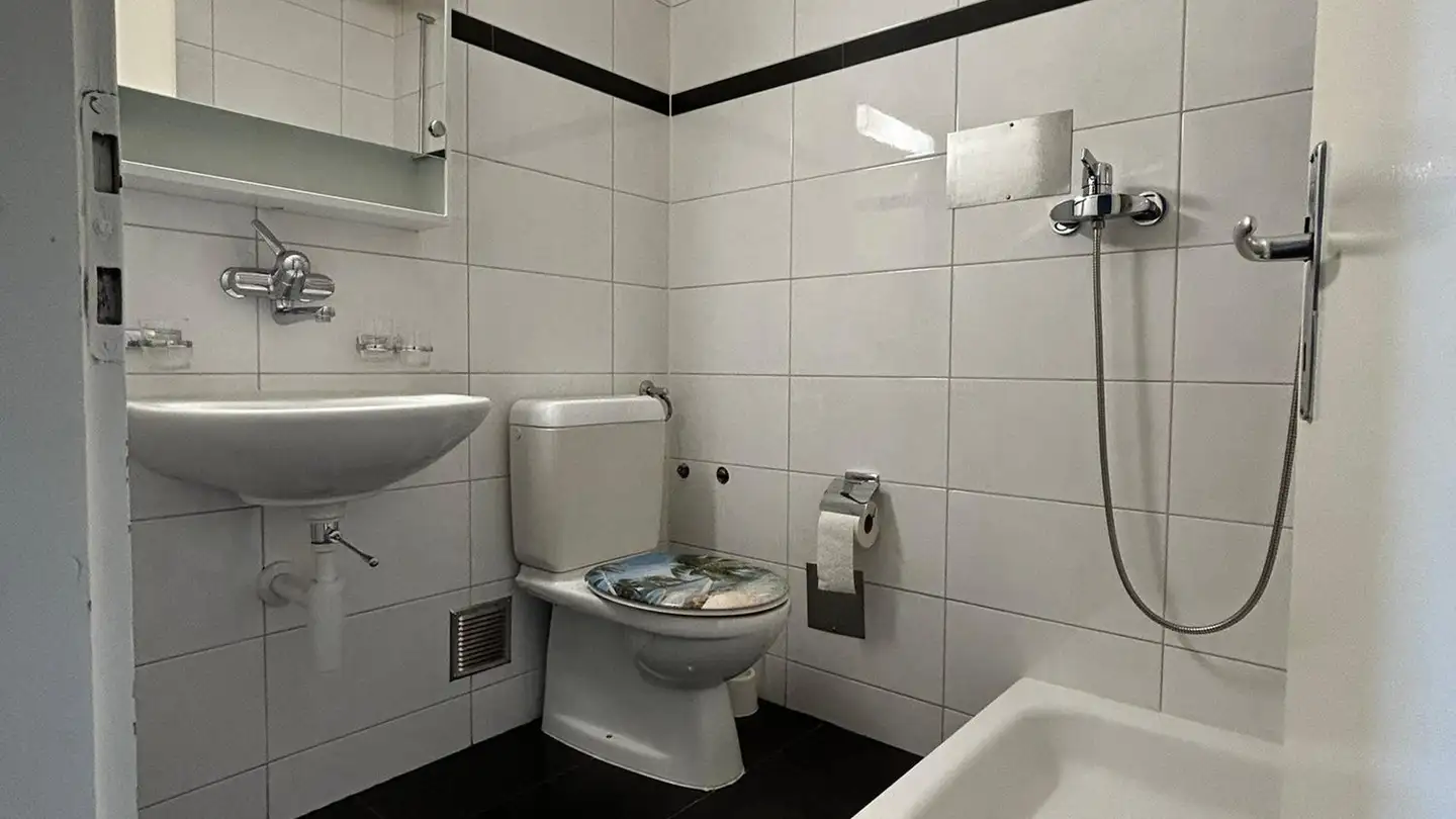 Apartment for rent - Crêt-Des-Fleurs / Blumenrain 51, 2503 Biel/Bienne - Photo 4