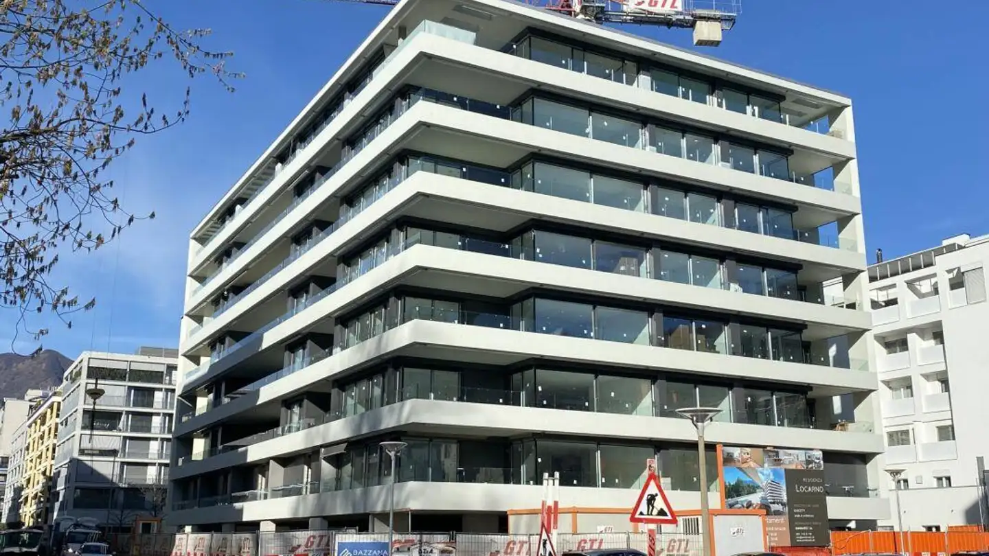 Parkplatz im Freien mieten - Via Della Pace 18, 6600 Locarno