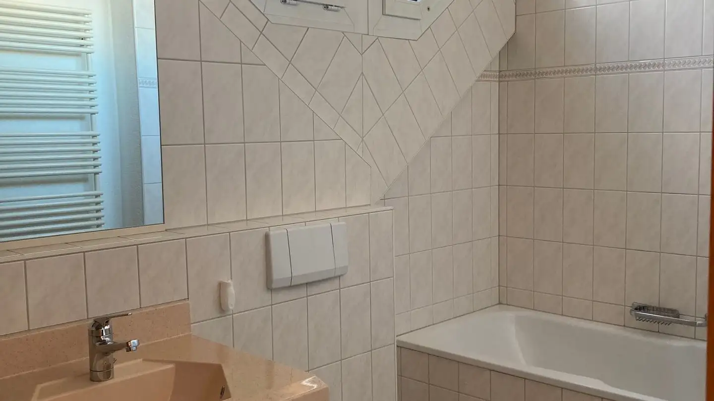 Penthouse for rent - Blumensteinstrasse 5, 3665 Wattenwil - Photo 3