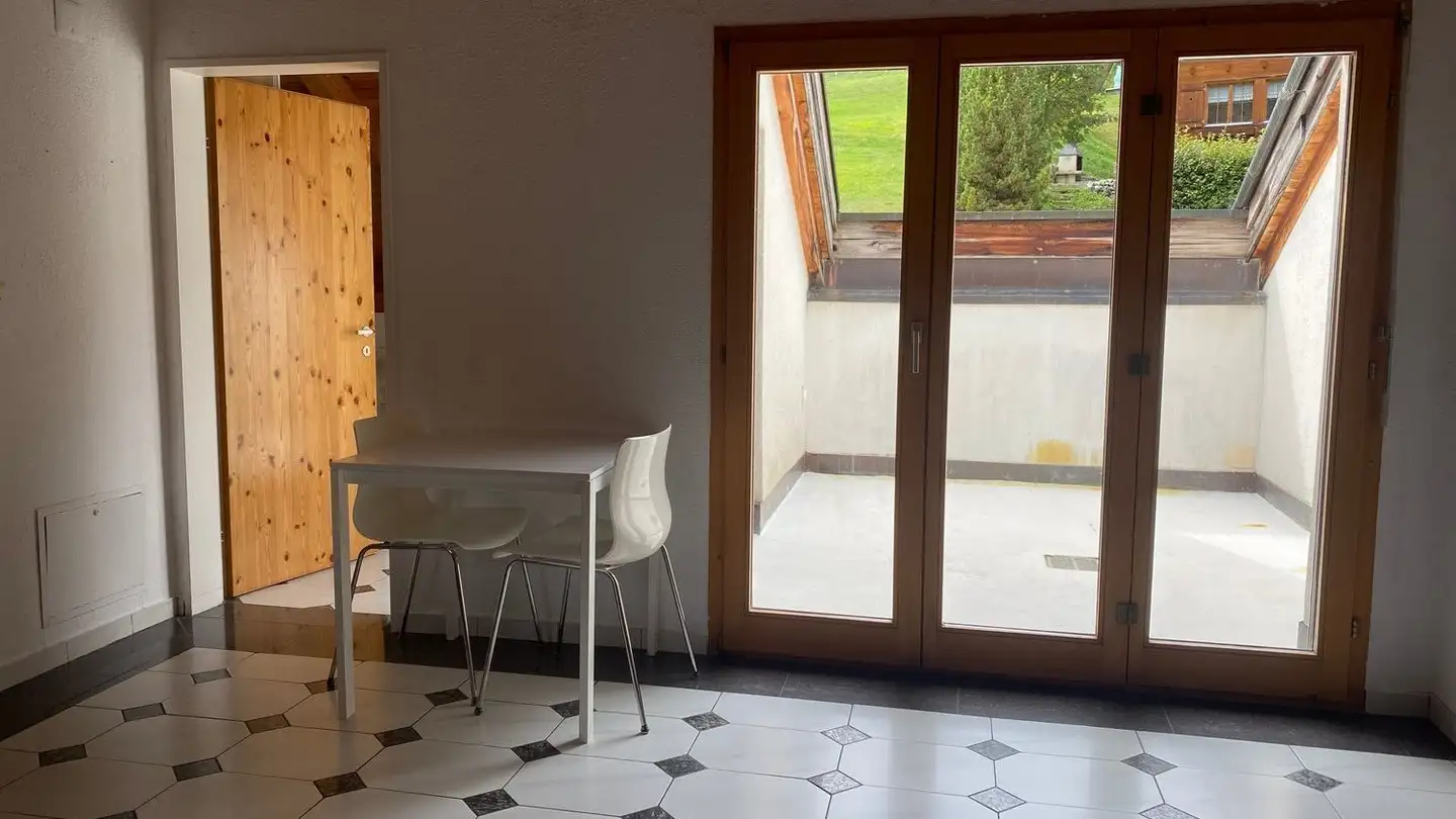 Appartement meublé à louer - Dorfstrasse 4, 7074 Malix