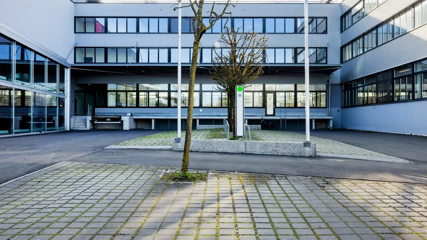 Commercial for rent - Brunnmatt 20, 6330 Cham - Photo 2